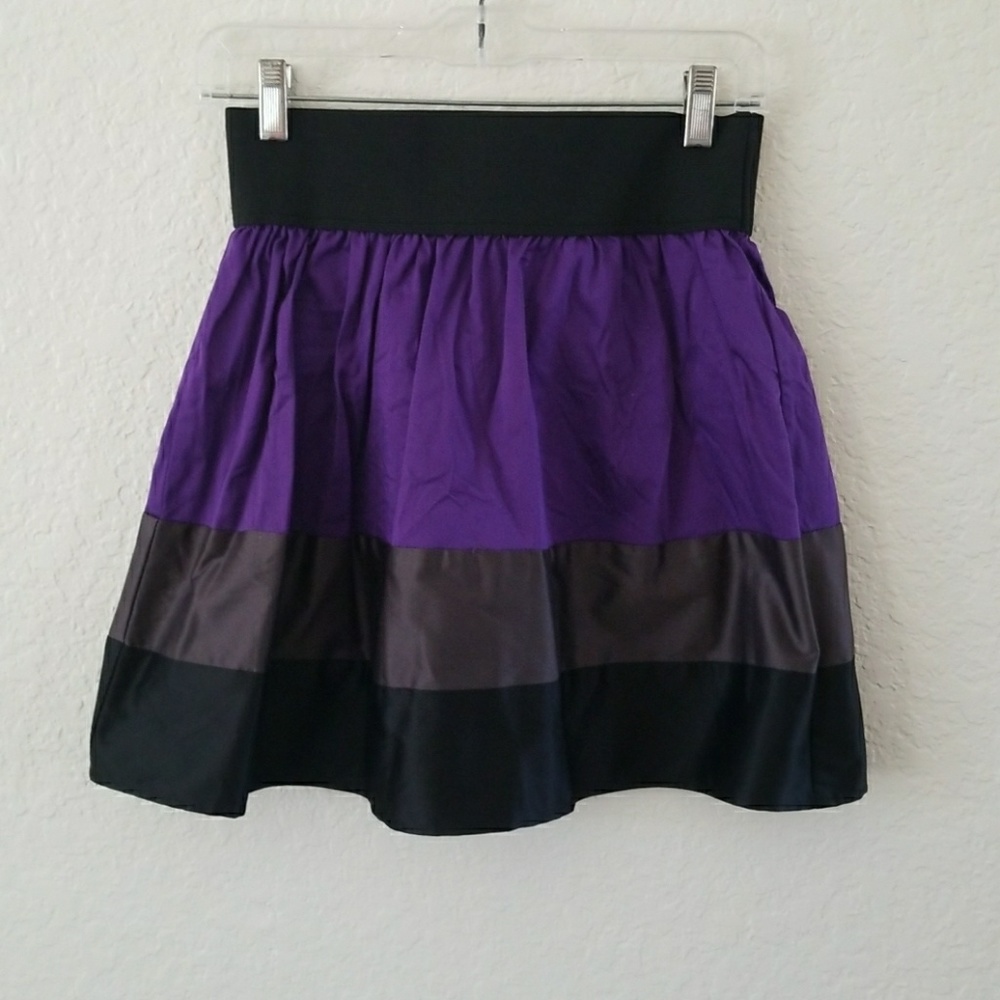 Striped skirt with elastic waist